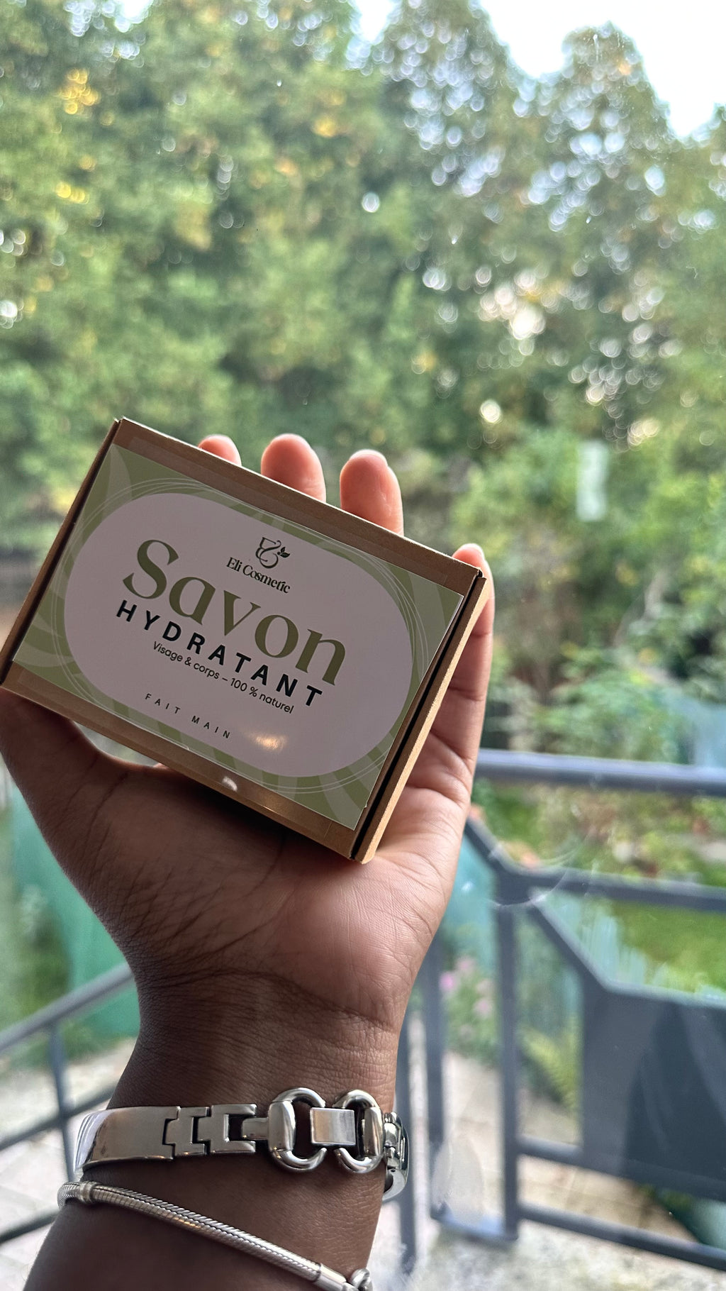 Savon Hydratant – Nettoyage Doux et Peau Sublimée